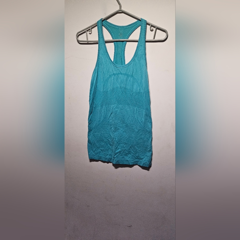Lululemon Tank Top - Picture 2 of 5